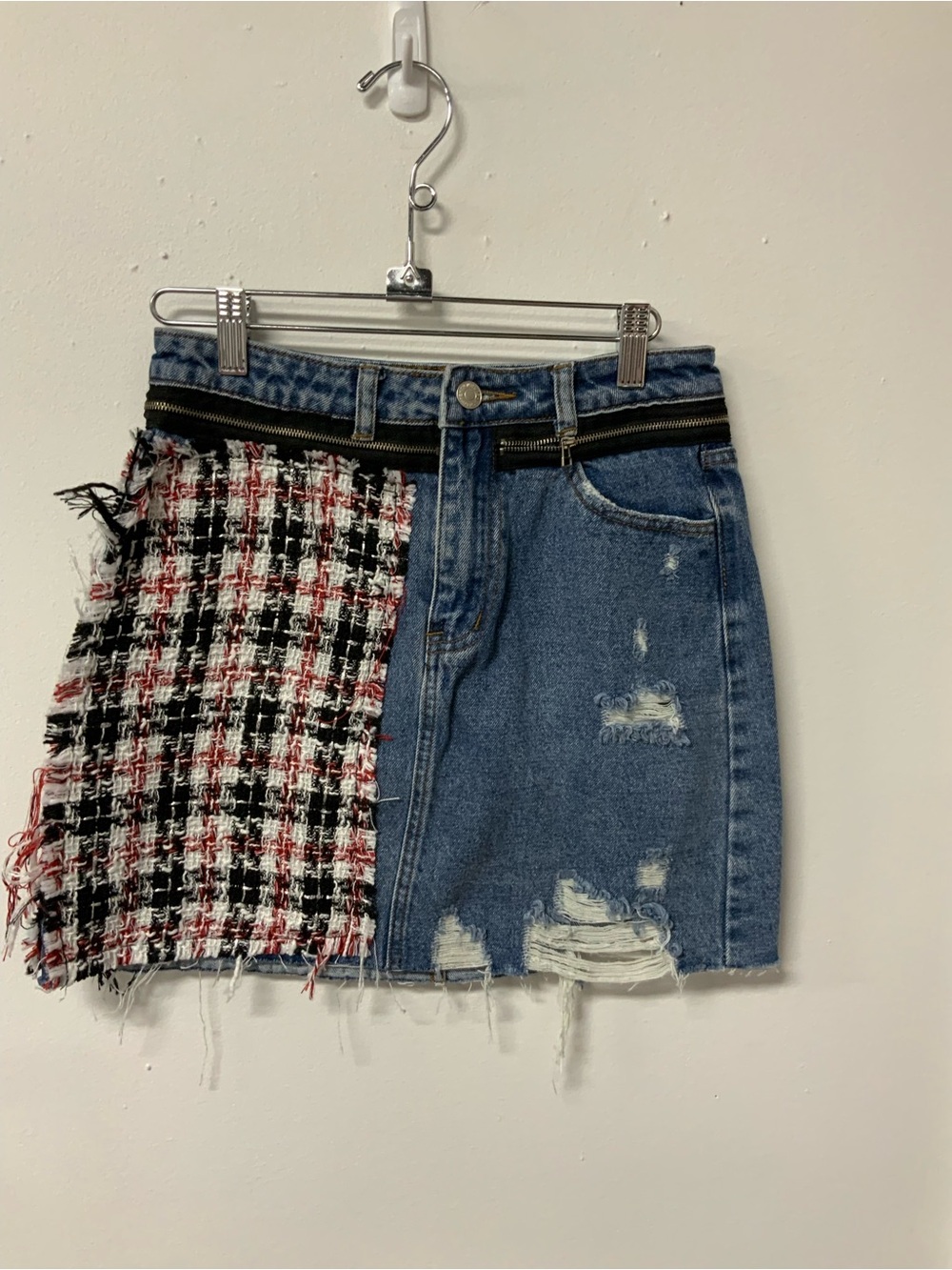 Signatures jean skirt